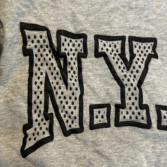 NYC Long Sleeve - Picture 8 of 9